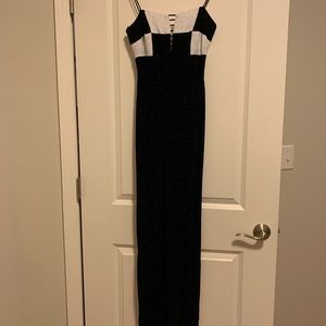 Dress only worn once